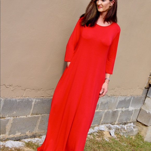 New Solid Red Maxi 3/4 Sleeves Side Pockets sm/xlg - Picture 2 of 5